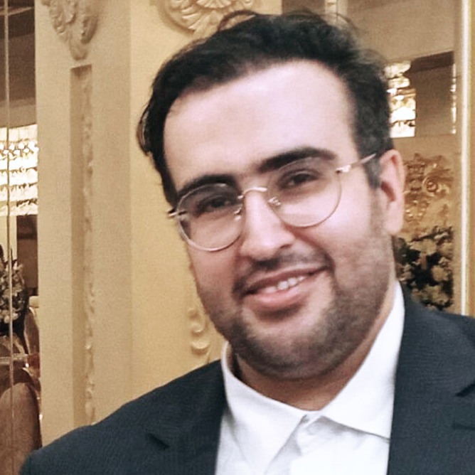 دکتر مجتبی فائق
